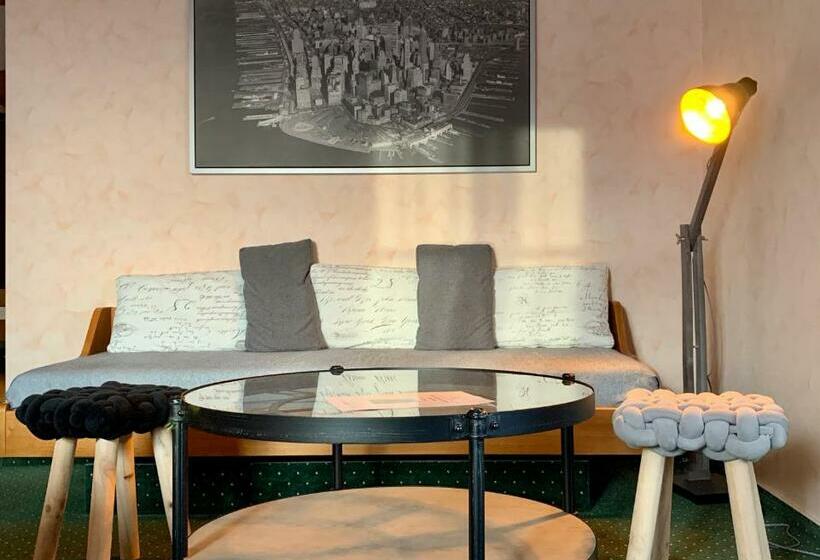 פנסיון Rebstöckel