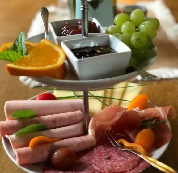 Majatalo Rebstöckel