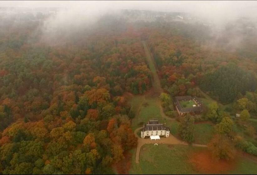 צימר Château De La Ville Huë