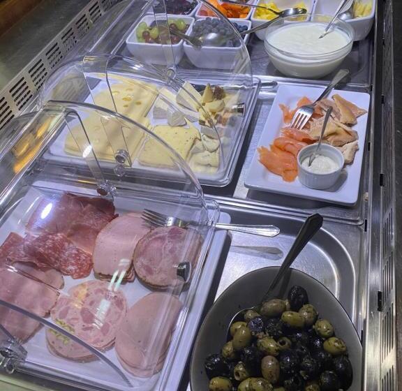 هتل Leuchtners An Der Rennbahn