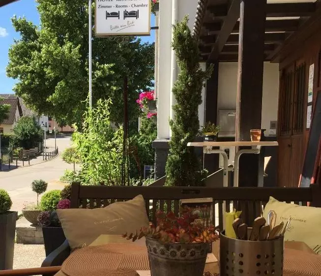 Hotelli Leuchtners An Der Rennbahn