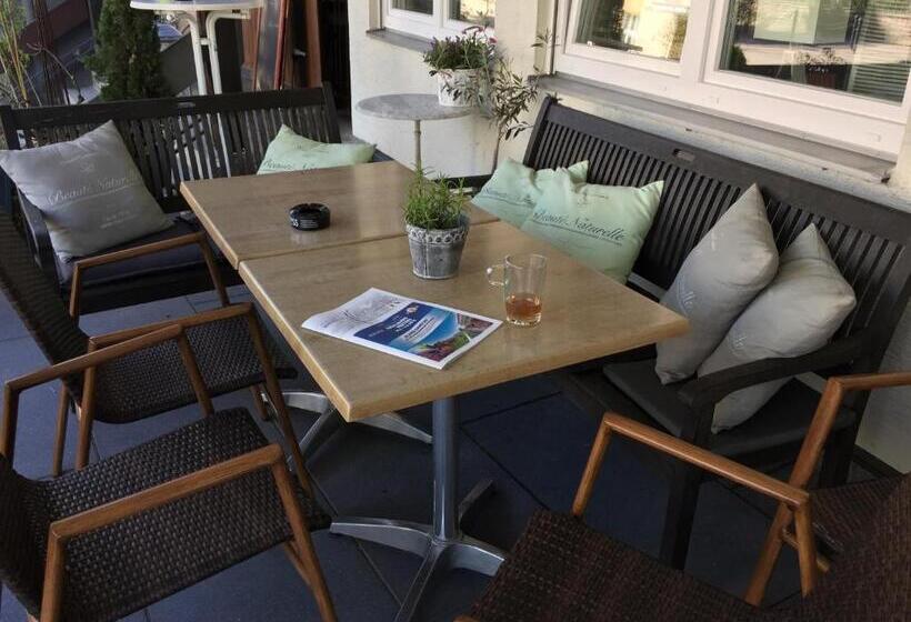 هتل Leuchtners An Der Rennbahn