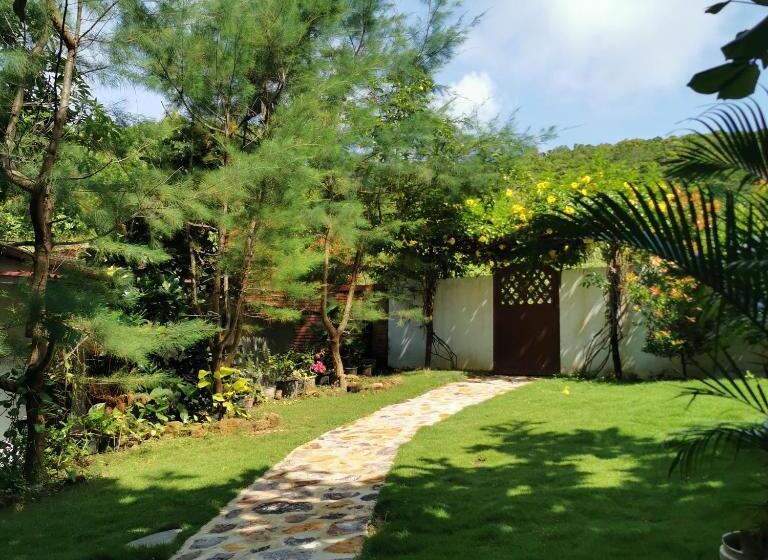 فندق Mirabelle Joglo Village