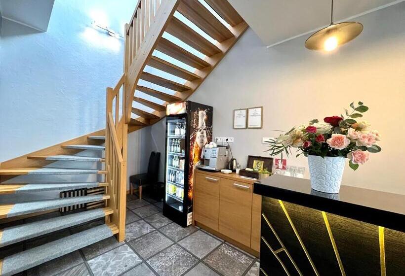 هتل Villa Vanilla