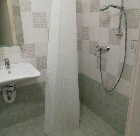 הוסטל El Doorado