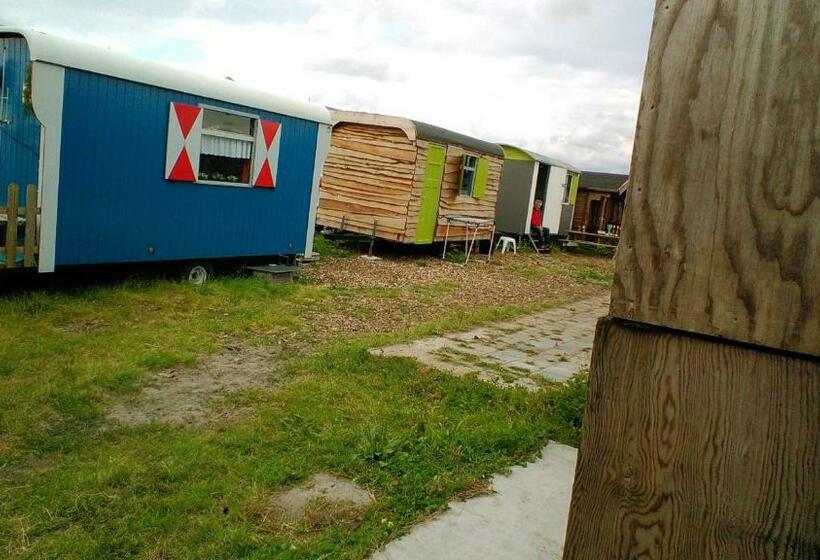 B&b Boerderij Rust, In Pipowagens!