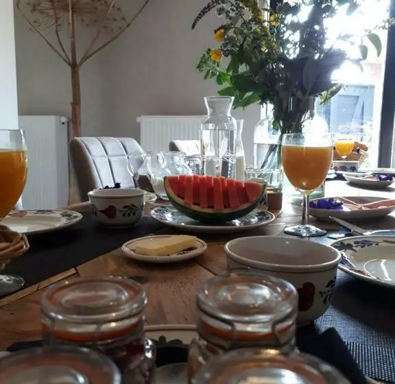 ベッドアンドブレックファースト Bed En Breakfast Het Oelenest