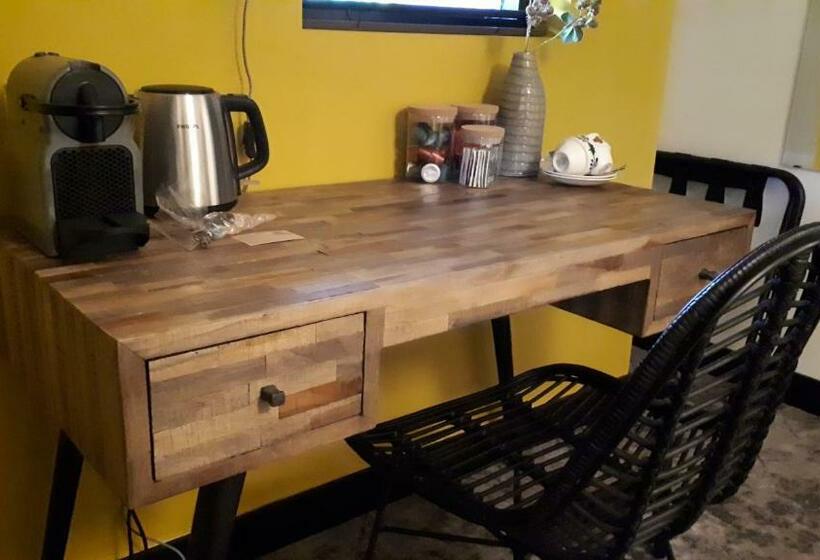 Bed and Breakfast Bed En Breakfast Het Oelenest