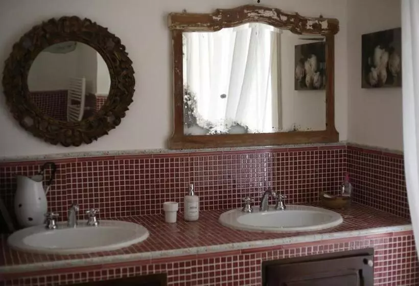 Aamiaismajoitus (B&B) Casa Aulivo