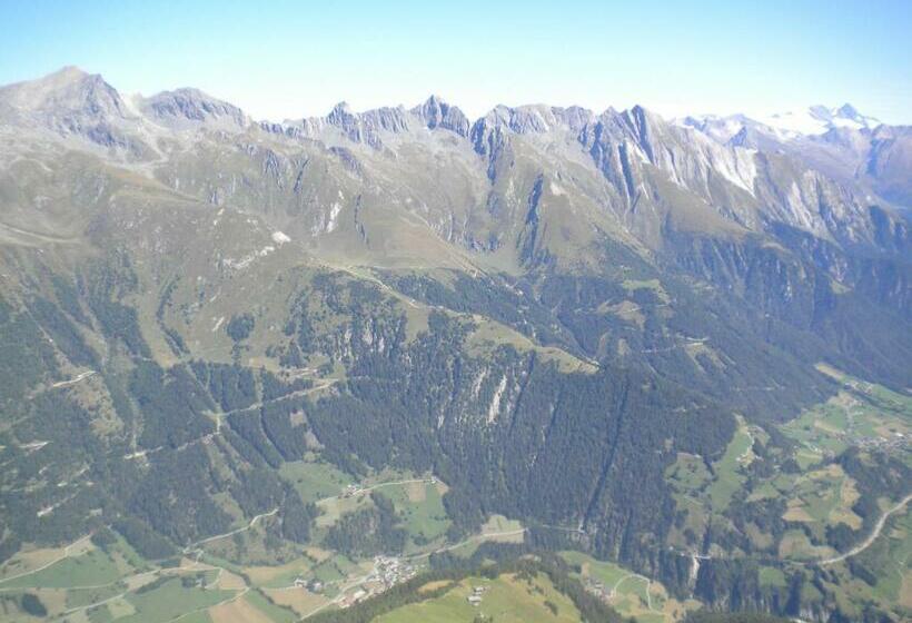 Отель Mooslechnerhof