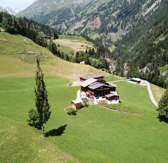 Отель Mooslechnerhof