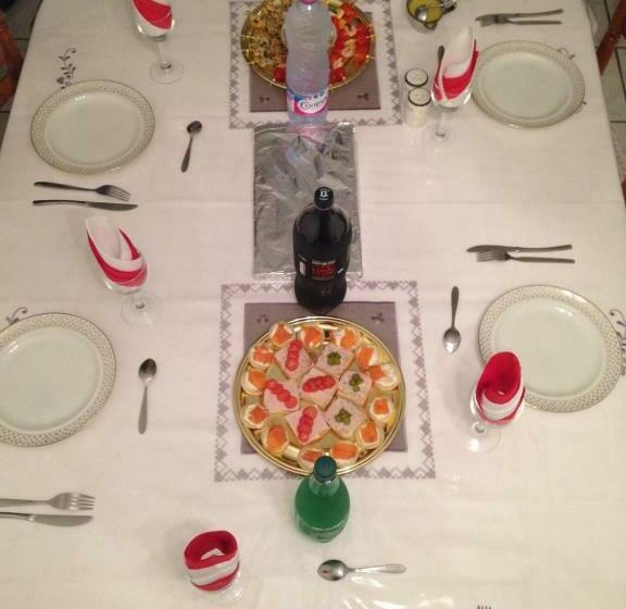 Пансион Bienvenue Chez Zina