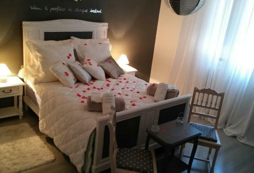 Пансион Bienvenue Chez Zina