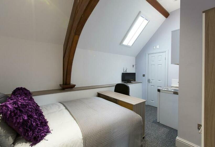 膳宿费 Old County Court