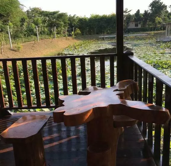 Majatalo Thakrayang Brass Artisan Home Stay