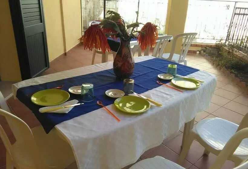 ベッドアンドブレックファースト La Casa Gialla