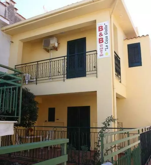 ベッドアンドブレックファースト La Casa Gialla