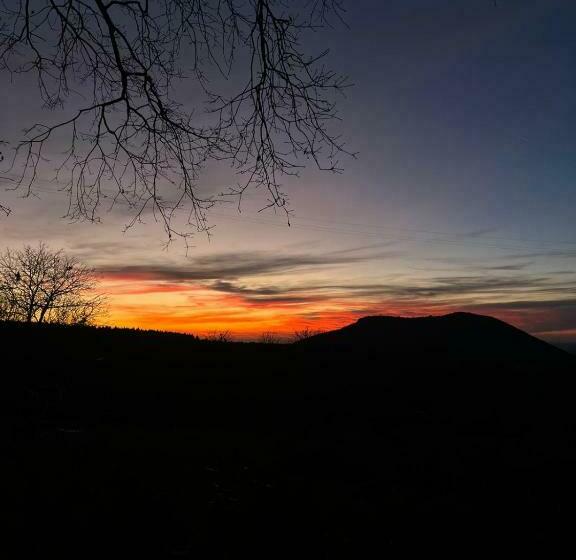 هتل Agriturismo I Giardini Di Ararat