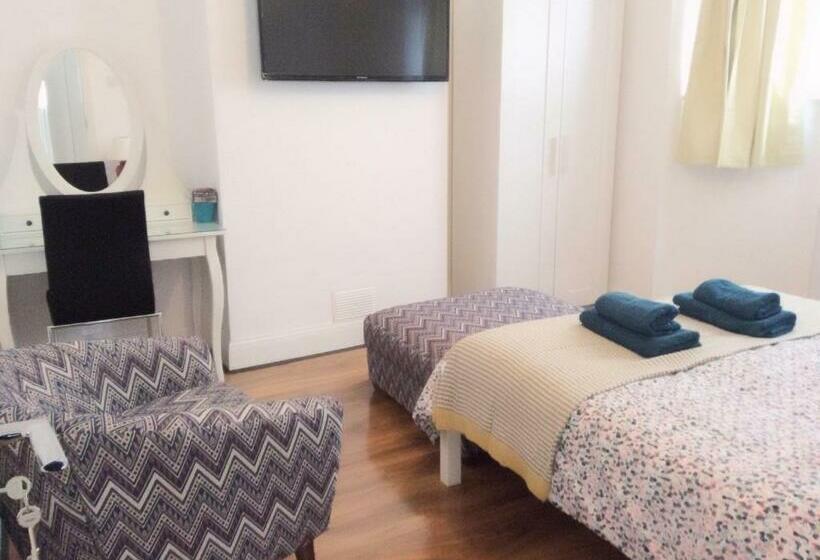 Pensione Bexleyheath Station House