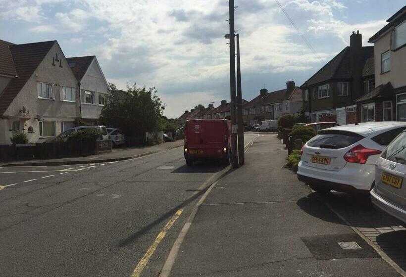 Pensione Bexleyheath Station House