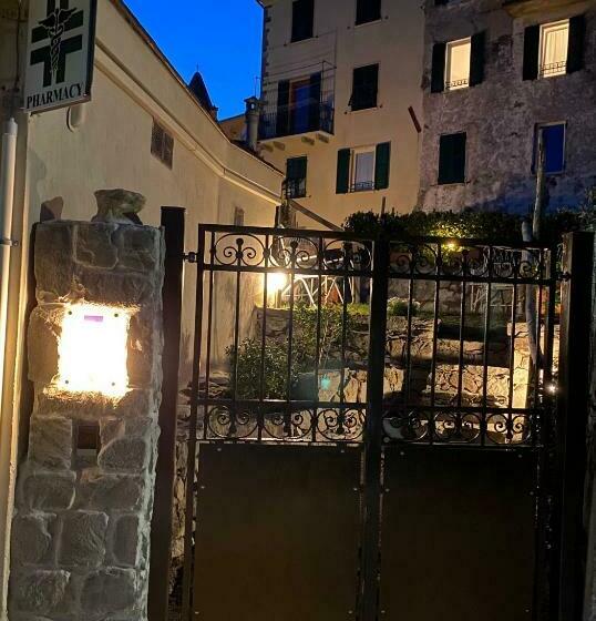 Пансион Madüneta 5 Terre