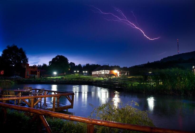 Resort Complex Hamak