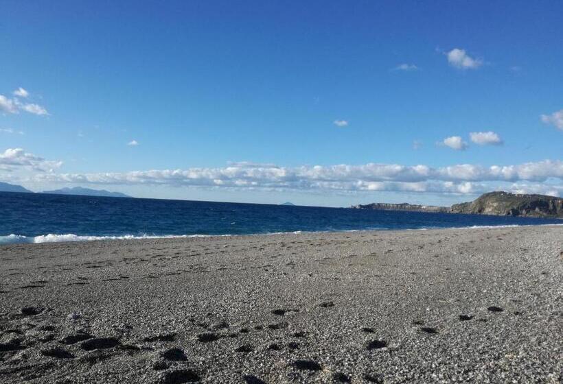 تختخواب و صبحانه Blu Mare   Milazzo