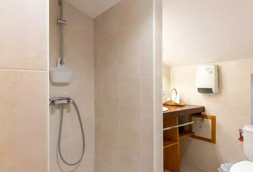 ベッドアンドブレックファースト Chambres D Hotes Aguerria
