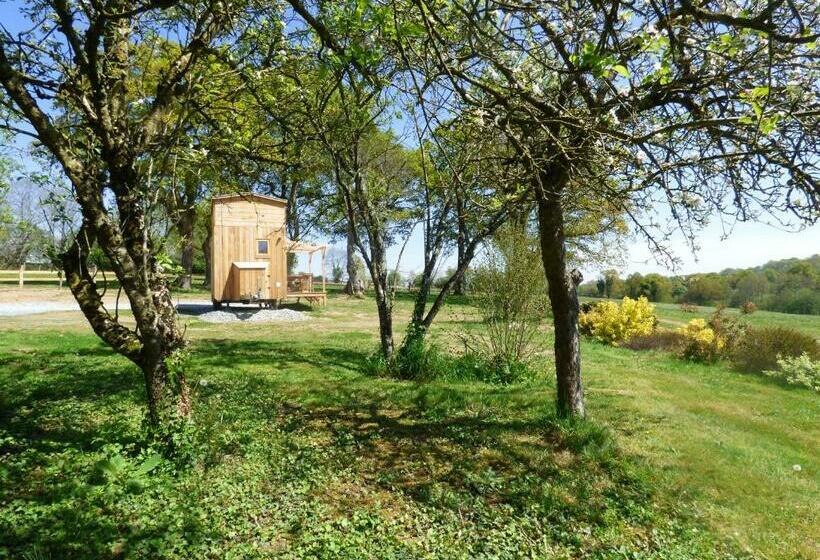 مبيت وإفطار Le Vallon Des 5 Roses