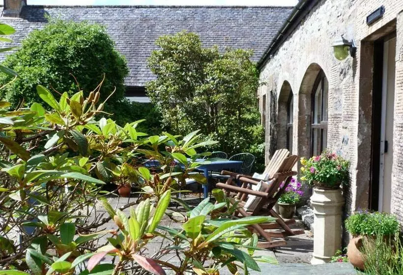 Aamiaismajoitus (B&B) The Steading At Barmore