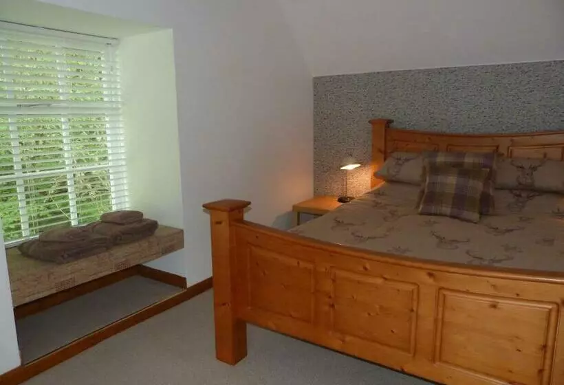 Aamiaismajoitus (B&B) The Steading At Barmore