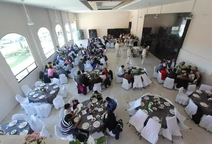 Hotelli Real De San Antonio