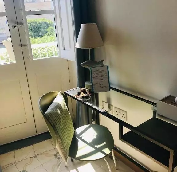 Nelli S B&b