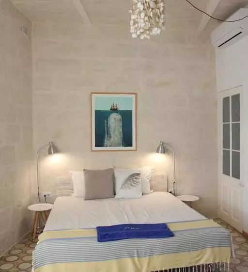 Nelli S B&b