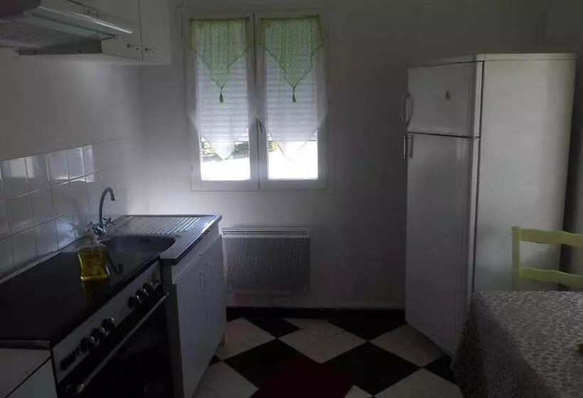 ペンション Auberge Des Garrigues