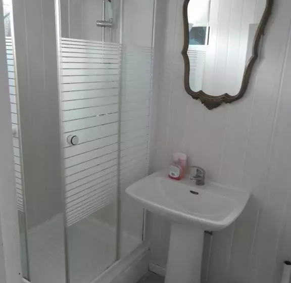 ペンション Auberge Des Garrigues