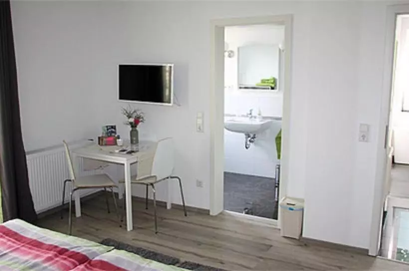 Majatalo Gästehaus Am Hattinger Rathaus