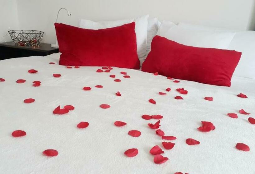 ペンション Onefourfour Apartment