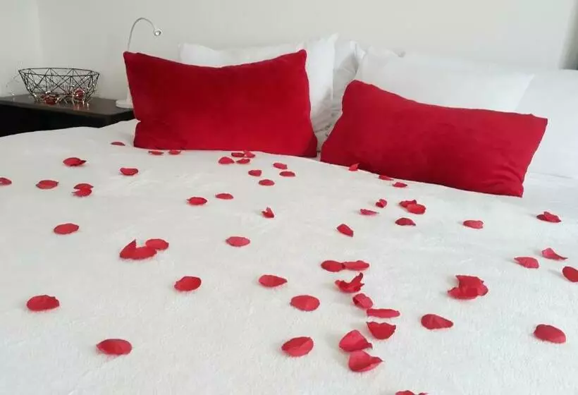 Majatalo Onefourfour Apartment