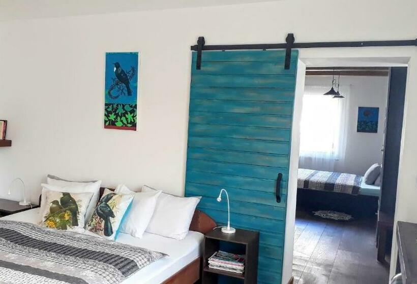 ペンション Onefourfour Apartment