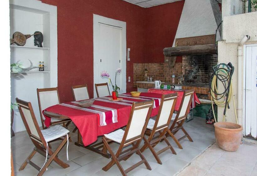 ペンション Villa Cemaste