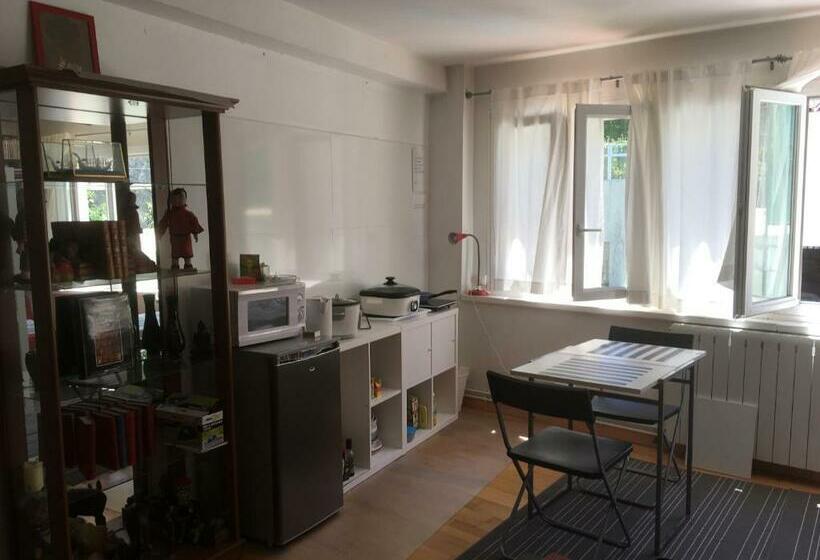 ペンション Villa Cemaste