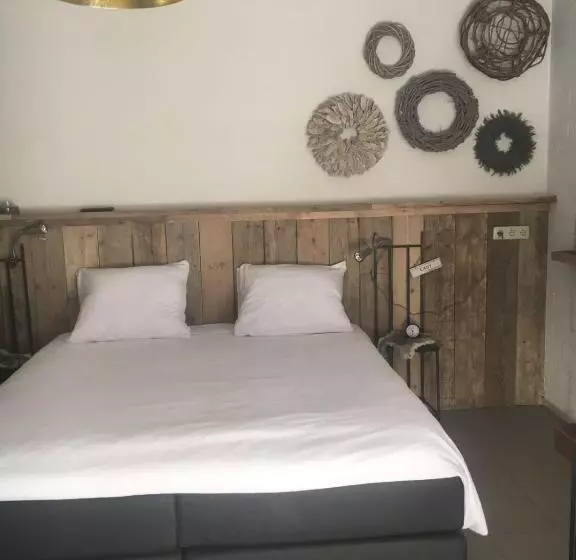 Aamiaismajoitus (B&B) Hof Van Donzel