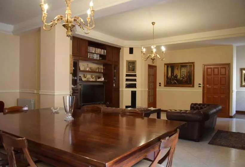 Aamiaismajoitus (B&B) La Suite Del Vulcano