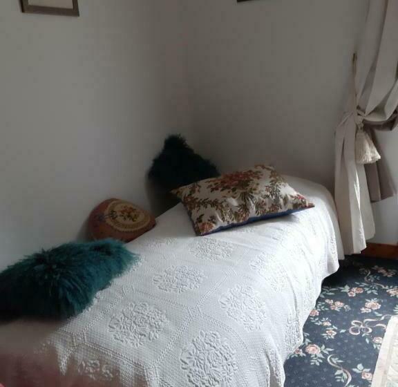 Bed and Breakfast Manoir De La Peignie