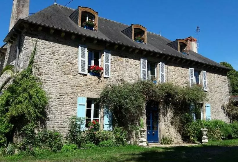 Aamiaismajoitus (B&B) Manoir De La Peignie