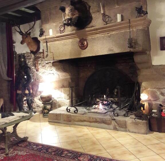 Bed and Breakfast Manoir De La Peignie