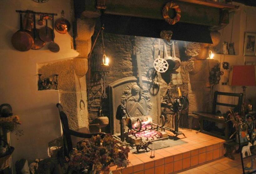 Bed and Breakfast Manoir De La Peignie