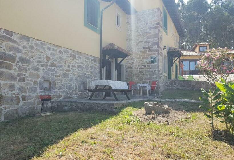 בית מלון כפרי Turismo Rural El Piensu