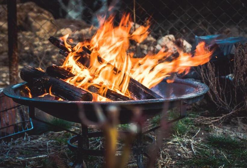 펜션 Kassandrova Guest House & Spa